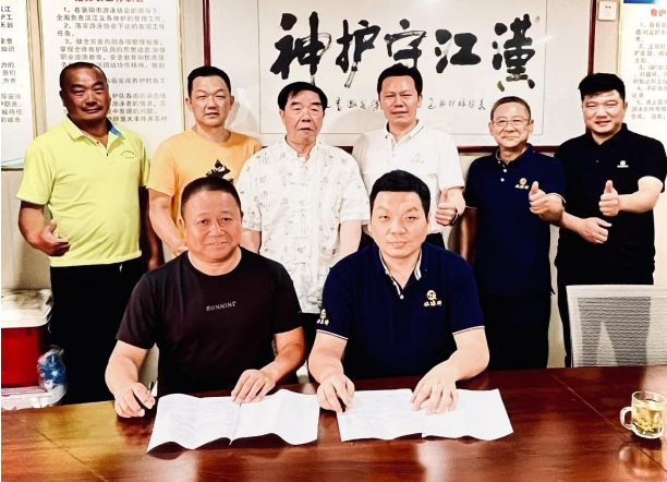 助力襄陽(yáng)全民健身事業(yè)，石花雙雄醉冠名襄陽(yáng)兩項(xiàng)游泳活動(dòng)